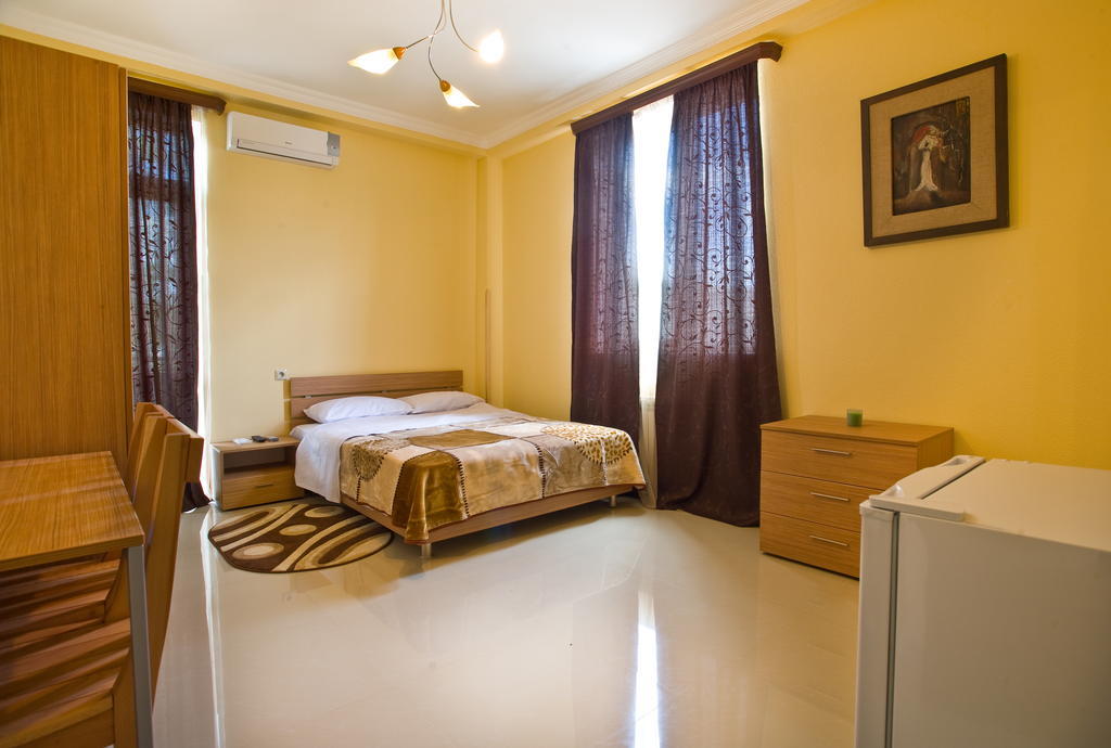 Gs Hotel Tiflis Habitación foto