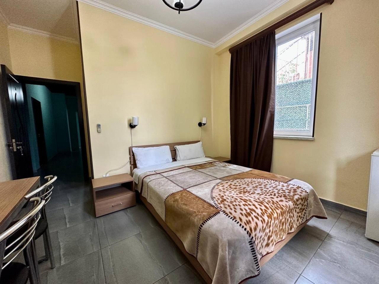 Gs Hotel Tiflis Habitación foto