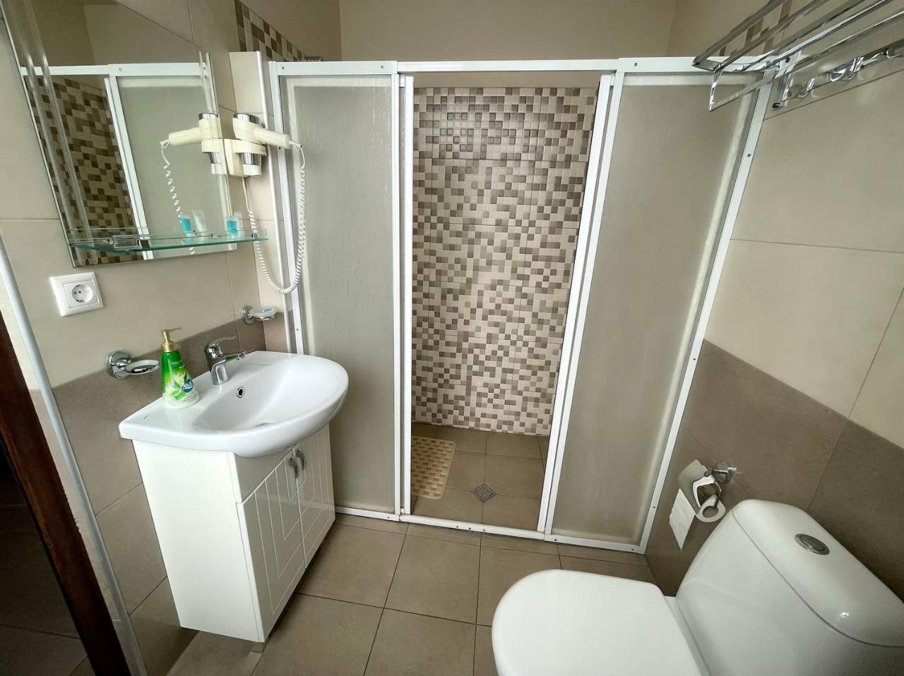 Gs Hotel Tiflis Habitación foto